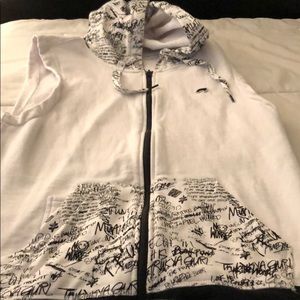 White vest with hood
